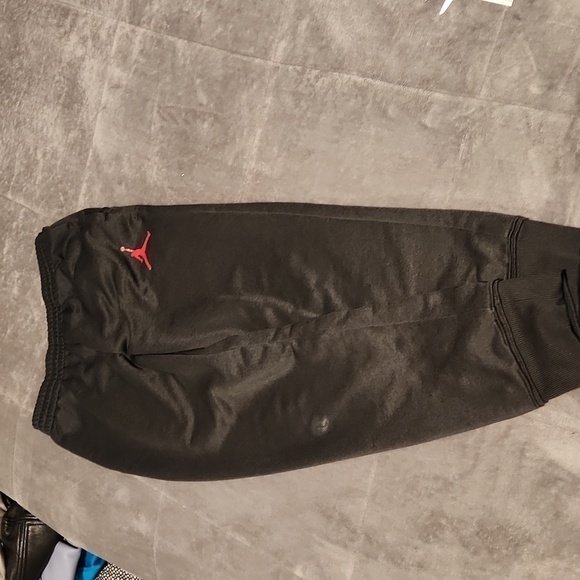 Jordan Sweatpants - Picture 1 of 2